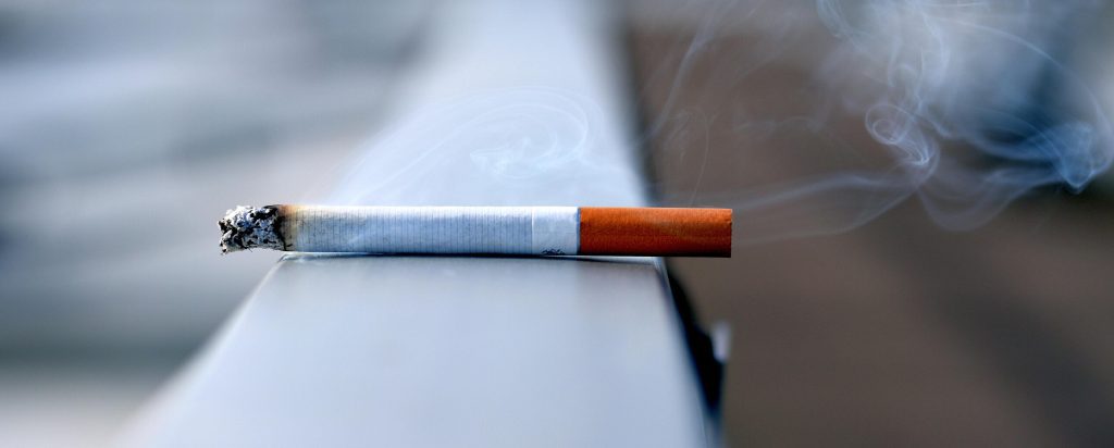 fumée-cigarette-pollution-air